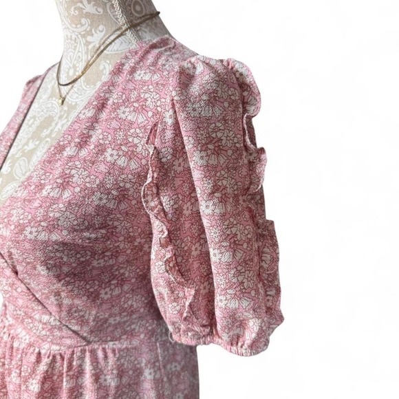 B. Darlin Pink Floral Puff Sleeve Mini Dress Faux Wrap Ruffle Cottagecore 3/4 - Picture 4 of 8